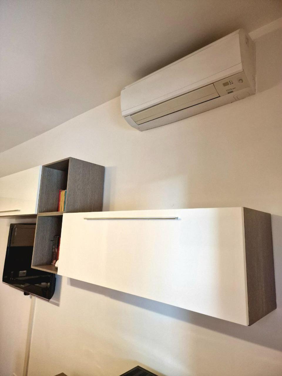 Domus Livio, 7 Min Fco Airport, Free Wifi, Garden Apartment, 2 Tv Hd Fiumicino Exterior photo