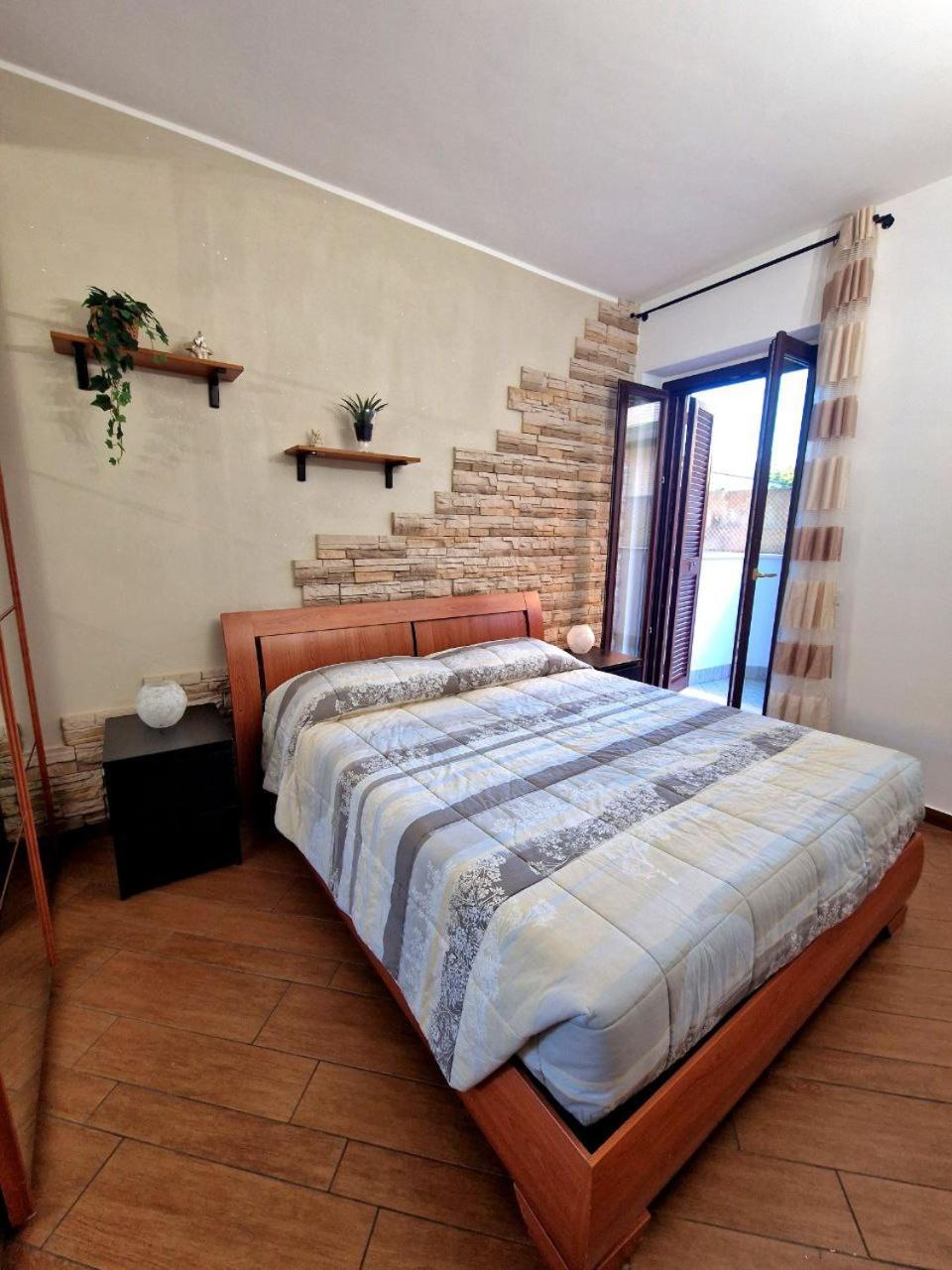 Domus Livio, 7 Min Fco Airport, Free Wifi, Garden Apartment, 2 Tv Hd Fiumicino Exterior photo